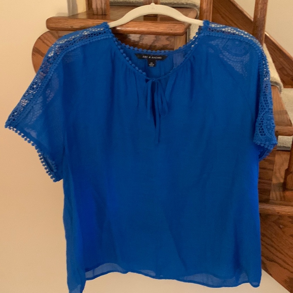 Crochet detail blouse